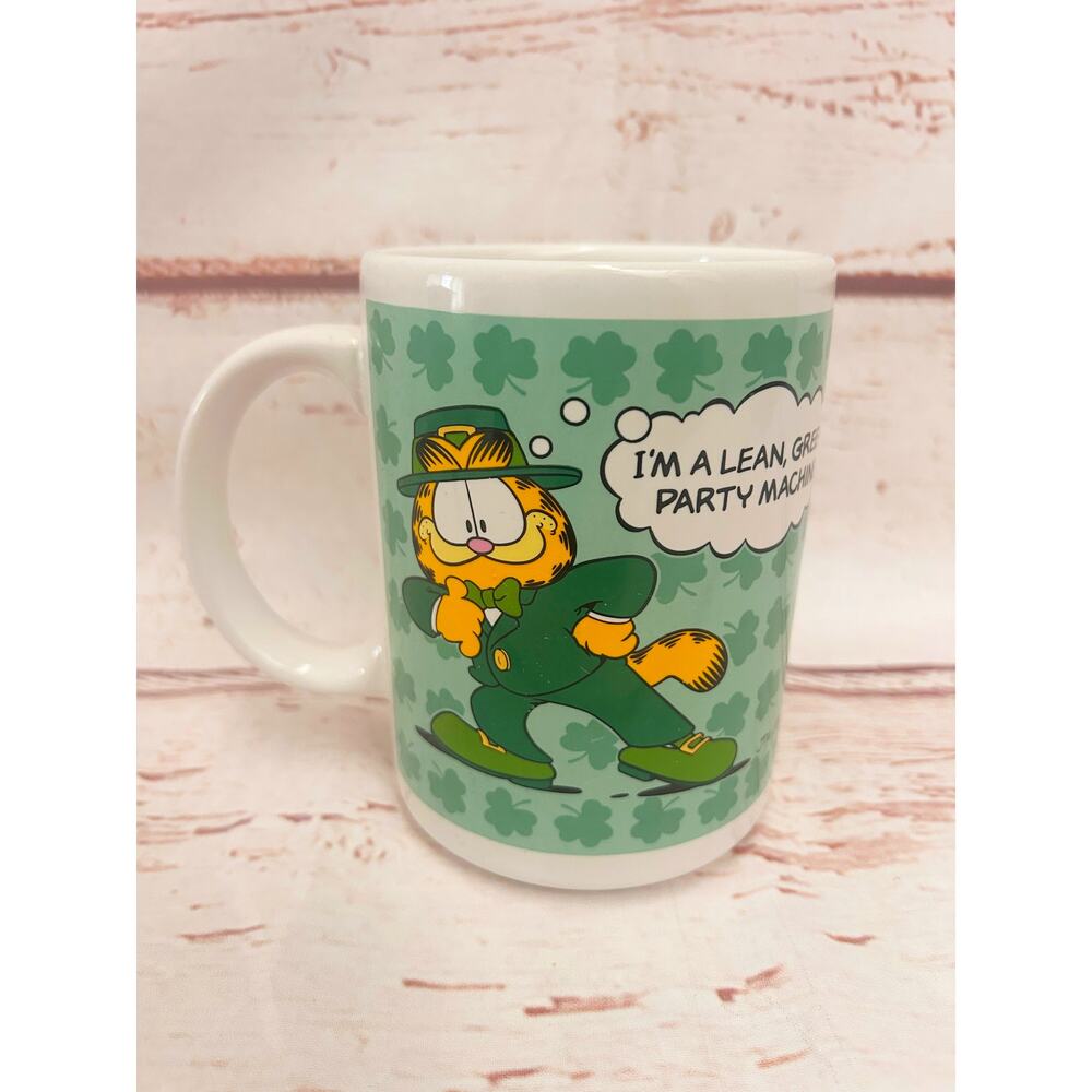 GARFIELD Vintage Enesco St Patricks Day Mug Lean Green Party Machine 1978